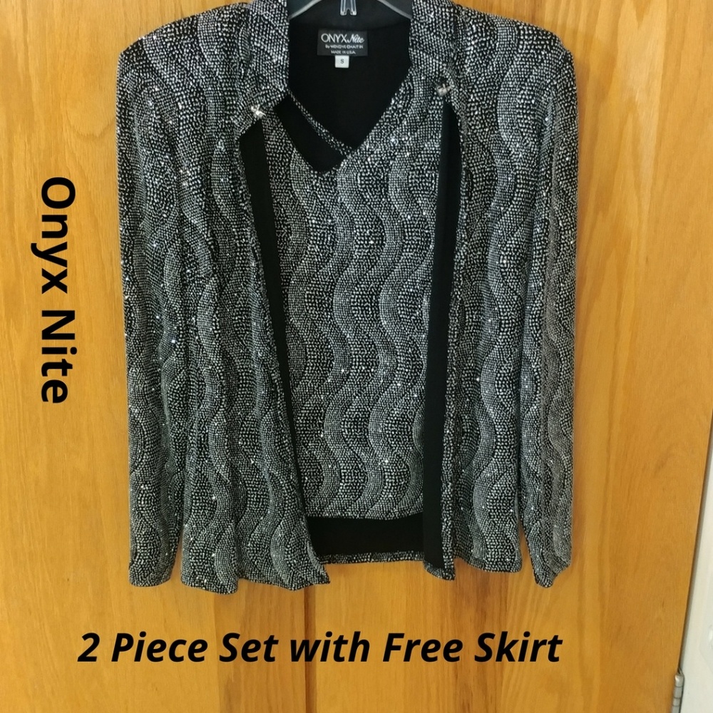 Onyx Nite shell and jacket with bonus free skirt